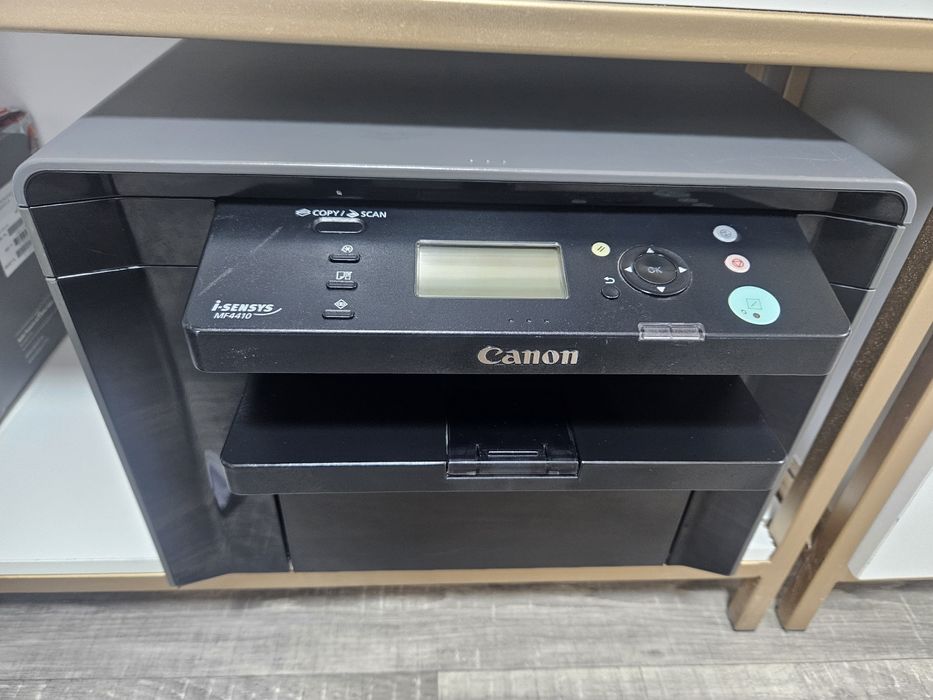 Продается Принтер Canon Mf4410