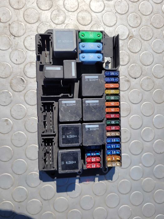 Бушонно табло Range Rover