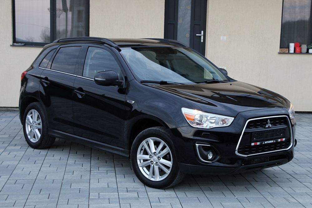 ASX Automat 4x4 Diesel Panoramic RATE Bi-Xenon, Piele, Cameră masalier, Navi