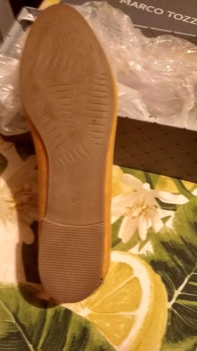 Абсолютно новые туфли  женские  нарядные