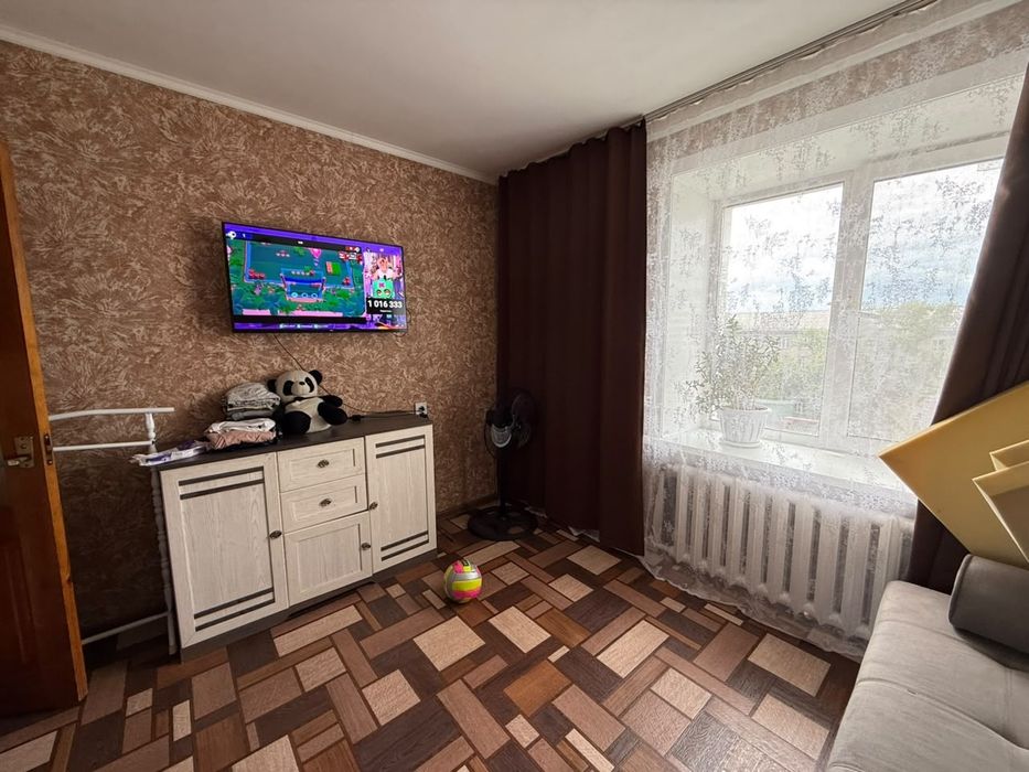 Продам 3 комн квартиру в районе СКГУ 25400
