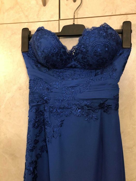 Дълга тъмносиня официална рокля