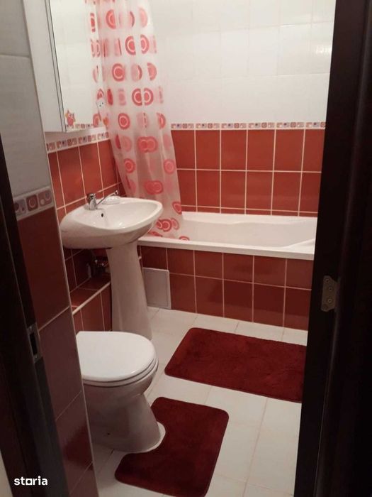 Apartament de vanzare 3 camere Gorjului