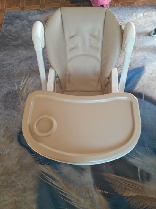 Продам детский столик