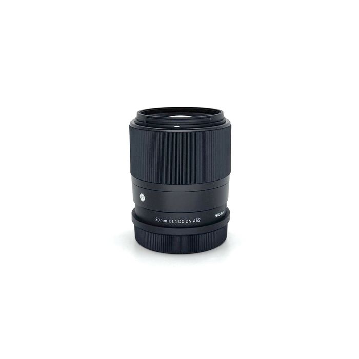 Sigma 30mm F1.4 DC DN Contemporary – Montură L (Panasonic / Leica)