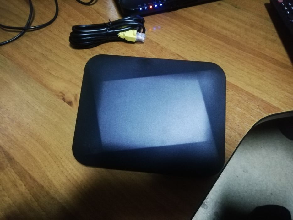 ПРОДАМ Wi-Fi Smart box turbo+
