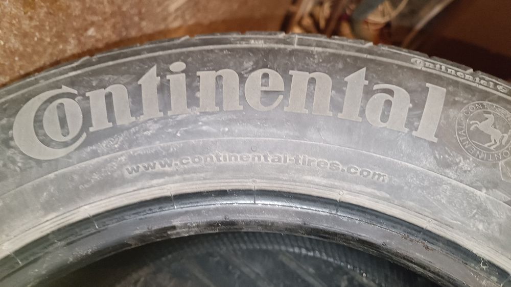 Шины летние Continental комплект продам