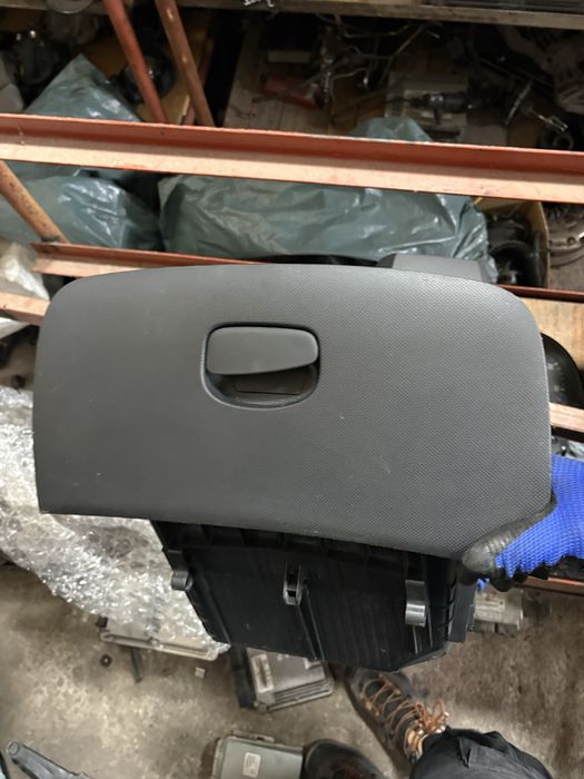 Renault Clio 2015 година Жабка