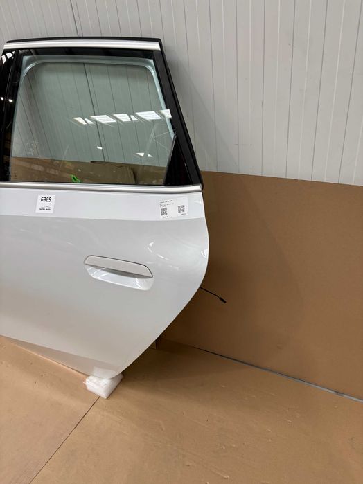 Задна Лява Врата За БМВ У06 9627091 BMW U06