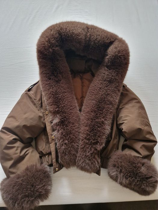Дамско яке с пух