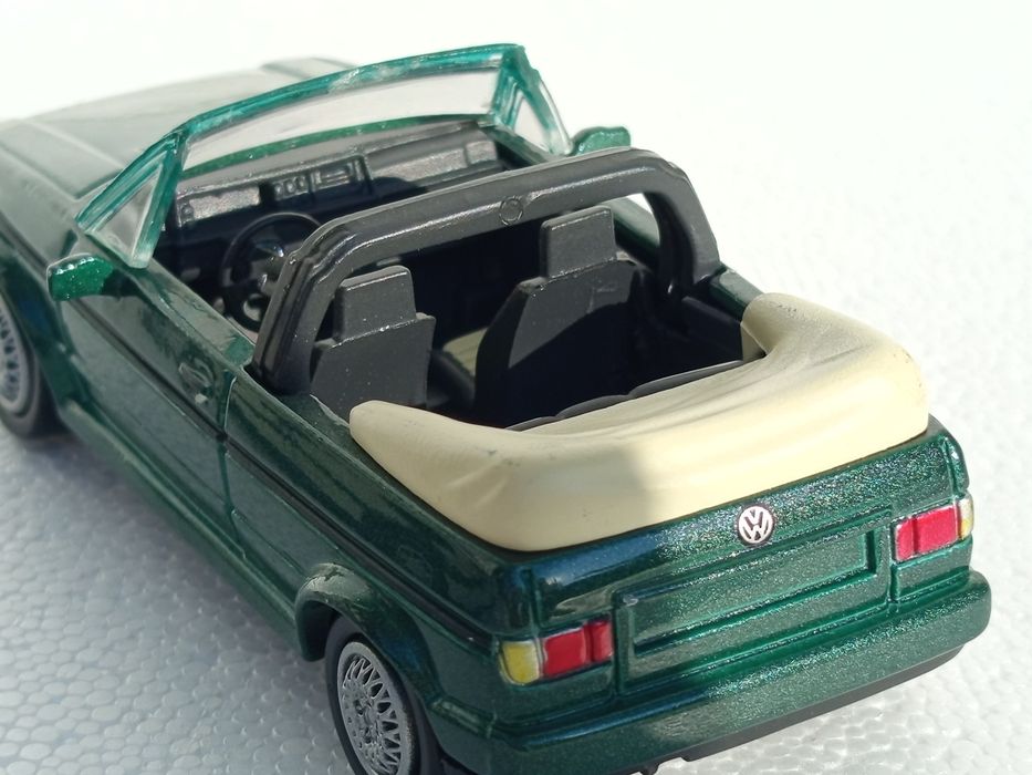 Lot de 2 machete auto 1/43 VOLKSWAGEN GOLF, New-Ray