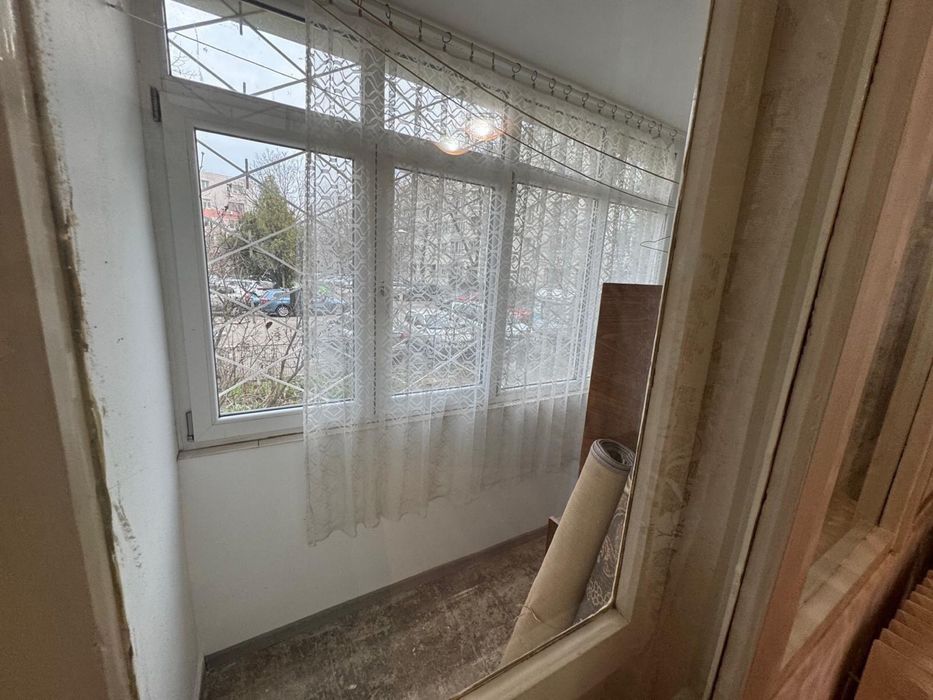Resedinta/spatiu comercial -pozitie excelenta-metrou 1 decembrie