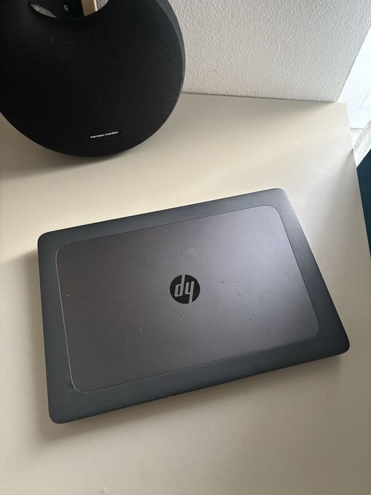 Lapotp Workstation/Gaming• i7-6820HQ• 16gb ram• Nvidia 4Gb dedicat•