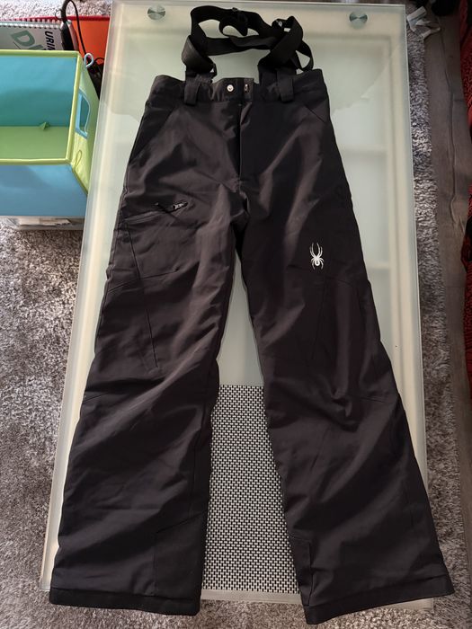 Ски екип Spyder яке и панталон