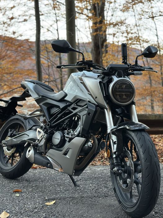 Honda cb125r 2018