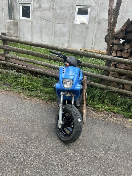 Vand scuter yamaha slider