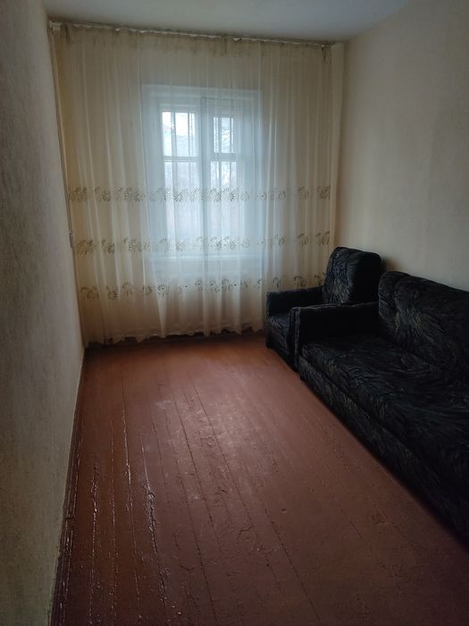 Продам трёхкомнатную квартиру