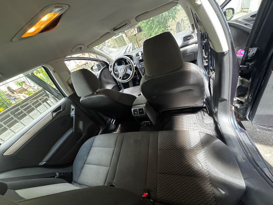 VOLKSWAGEN Golf 2012 — imagine 3
