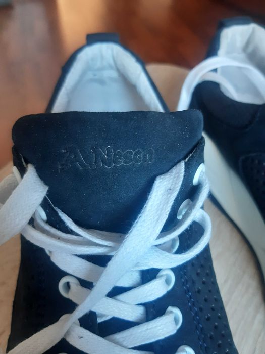 Кроссовки летние