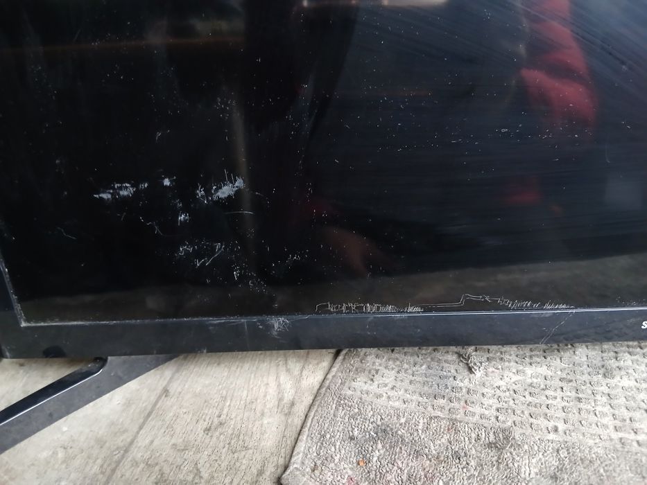 Smart телевизор Samsung 32"