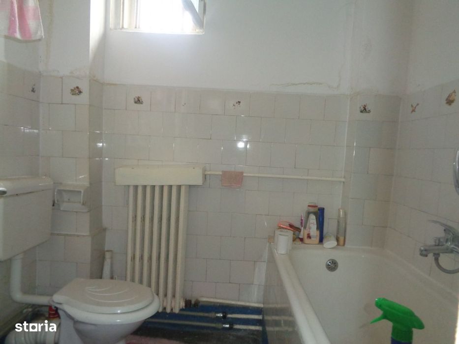 Apartament 2 camere, 109 mp CENTRU etaj 2 bloc caramida garaj, boxa