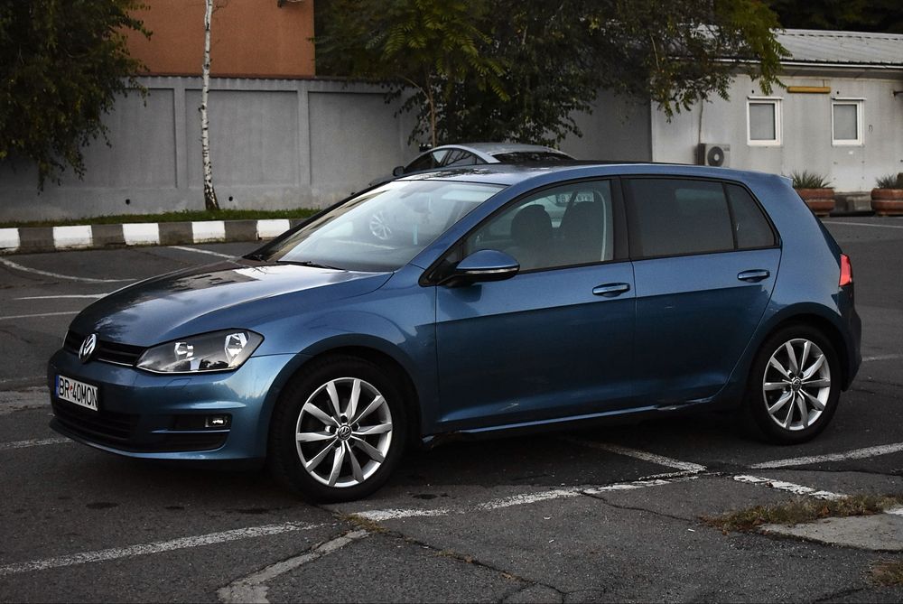 VOLKSWAGEN Golf 2013 — imagine 2