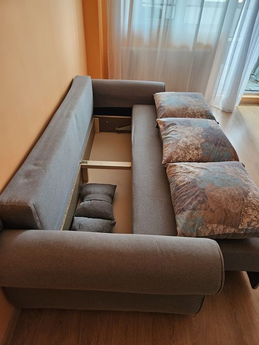 Canapea extensibila cu topper