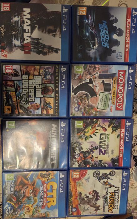 Vând jocuri PS4/