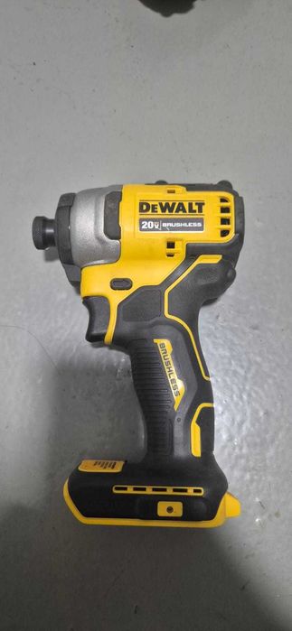 Шуруповёрт Ударный DCF809 Dewalt