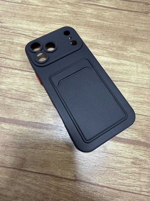 Продаю силиконовый чехол для iPhone 17 Pro Max