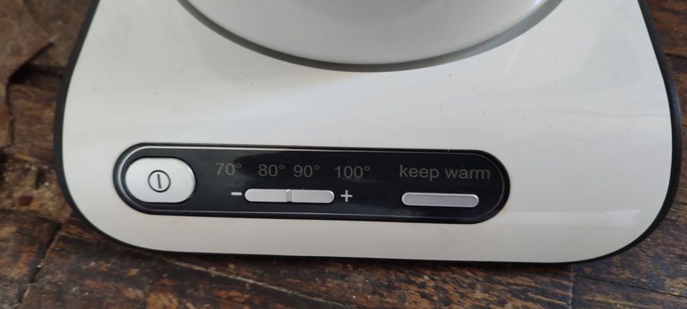 Продается электронный чайник Bosch