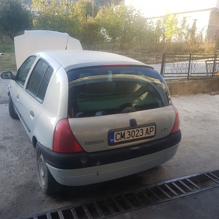 Рено клио  1.6 бензин на части