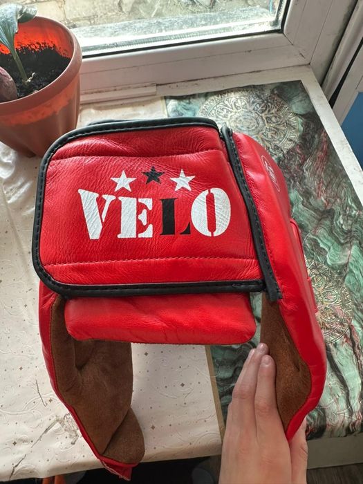 Шлем боксерский красный