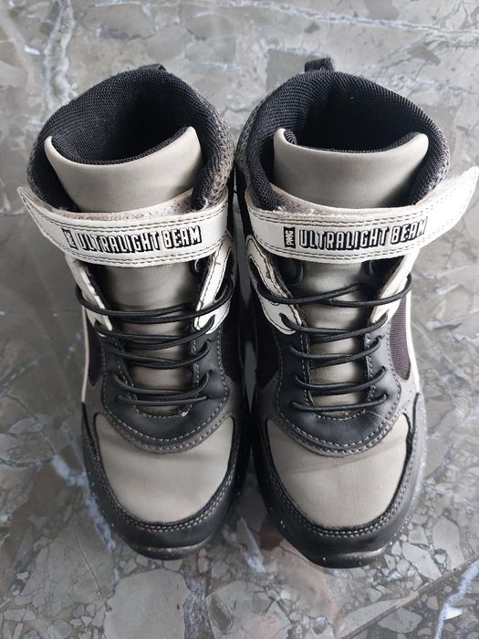 Ghete primigi mar34 cu lumini