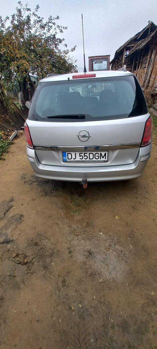 Vând Opel  Astra  H Caravan.