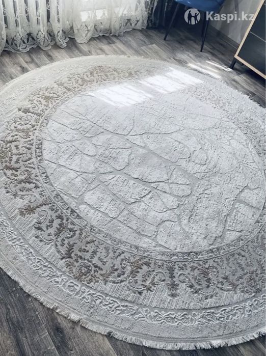 Ковёр круглый 2 на 2