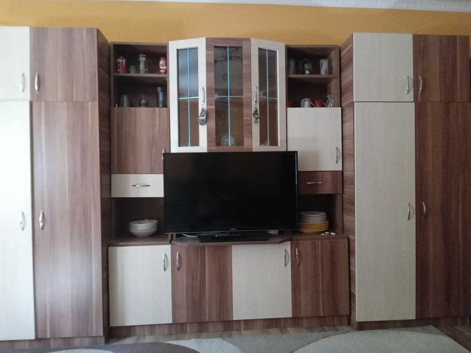 Mobila si canapea de vanzare