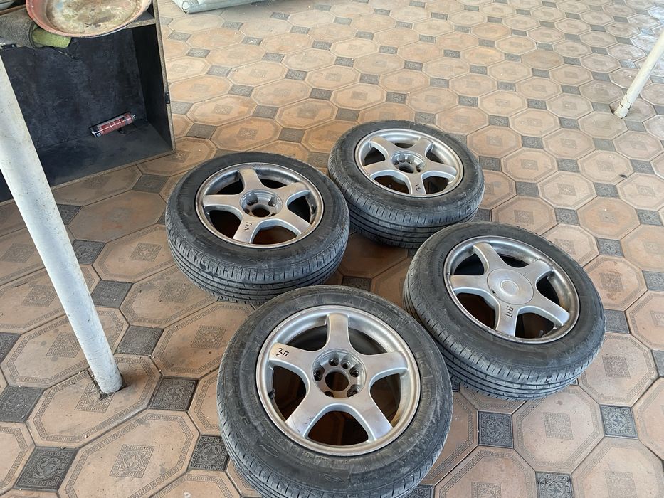 Продам диски с резиной