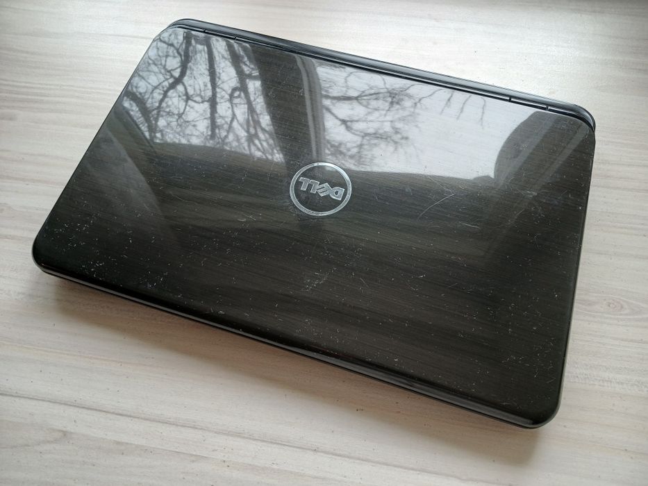 Продавам лаптоп Dell Inspiron N5110
