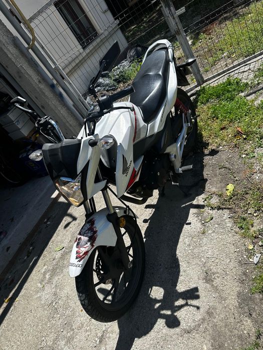Honda CBF125F 6000 KM