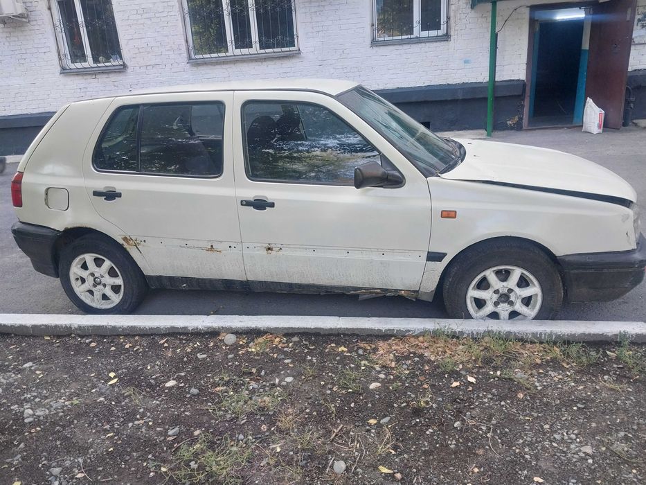 Продам Голф 3 хетчебек