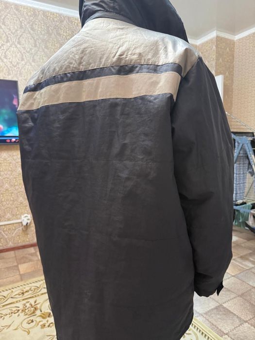 Продам спец куртку