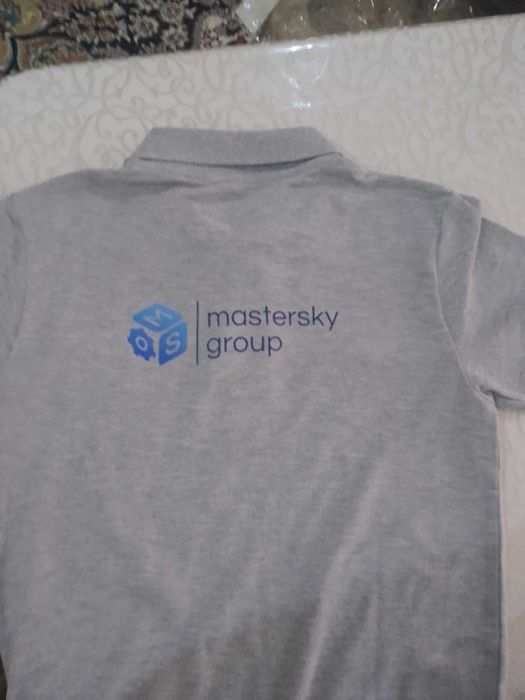 Печать(принт) на свитшотах, худи,   футболках, кепки, и другие ткани