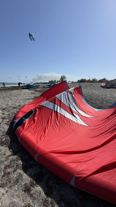 Продавам кайт Naish Triad 12, Triad 9, Pivot 7 +  бар Sense ATB