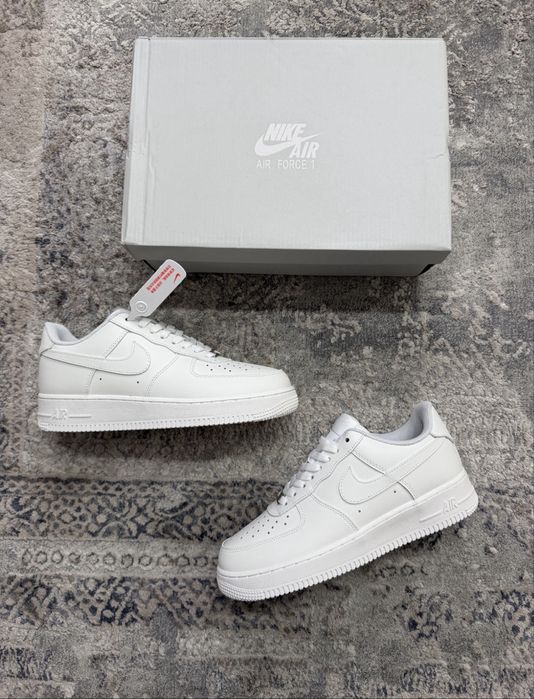 Vand adidasi nike airforce 1 (cei mai ieftini din romania)