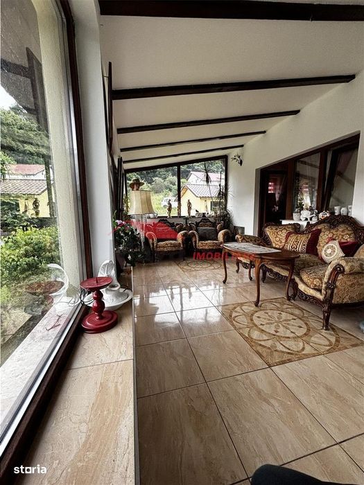 Casa D+P sub padure, zona Sud