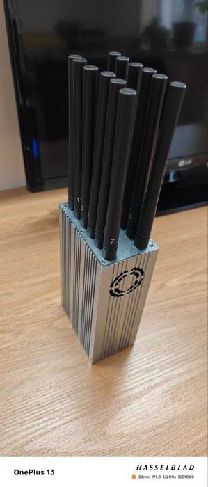 Глушитель или блокировщик сигнала GSM, WI FI и другие