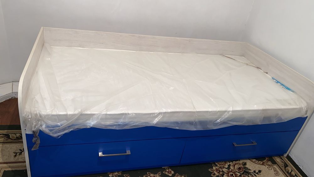 Продаю детский мебель комплект!