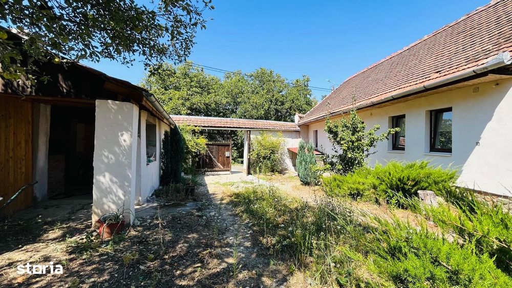 Casa De Vanzare In Rahau-Sebes, Str. Scolii