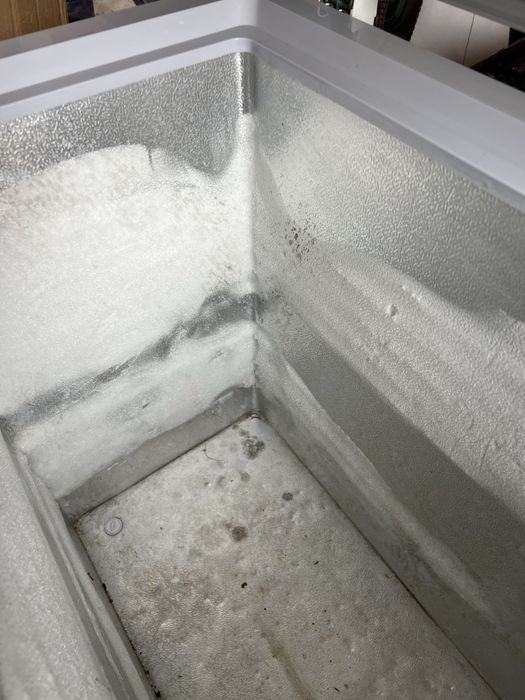 Морозильник в хорошем состоянии БУ